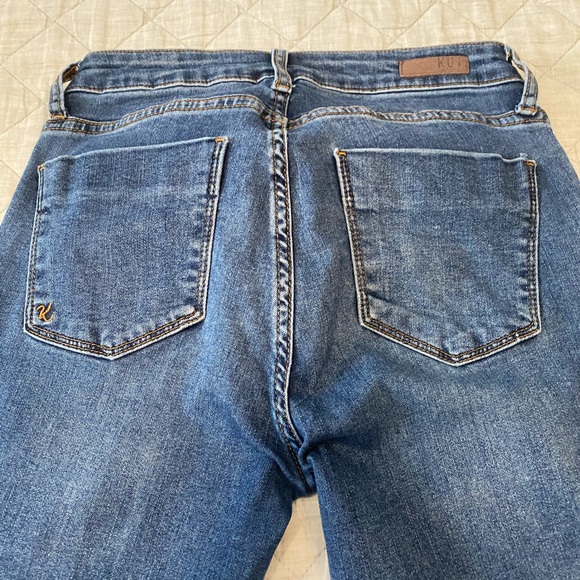 Kut From The Kloth capri jeans. - Picture 3 of 4